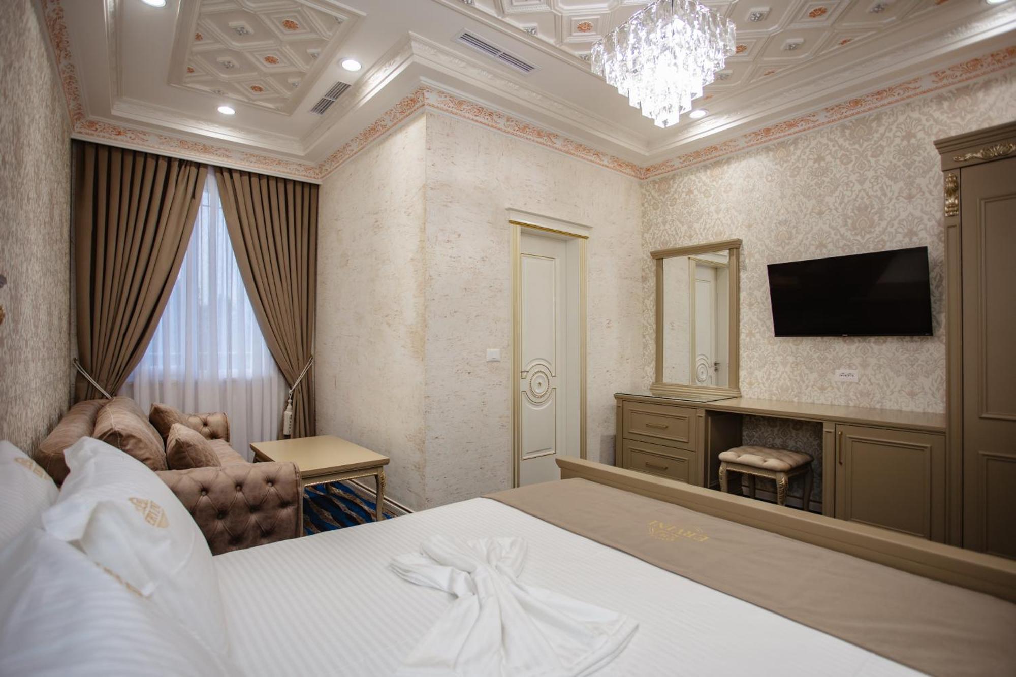 Ervini Boutique Hotel Shkoder Exterior photo