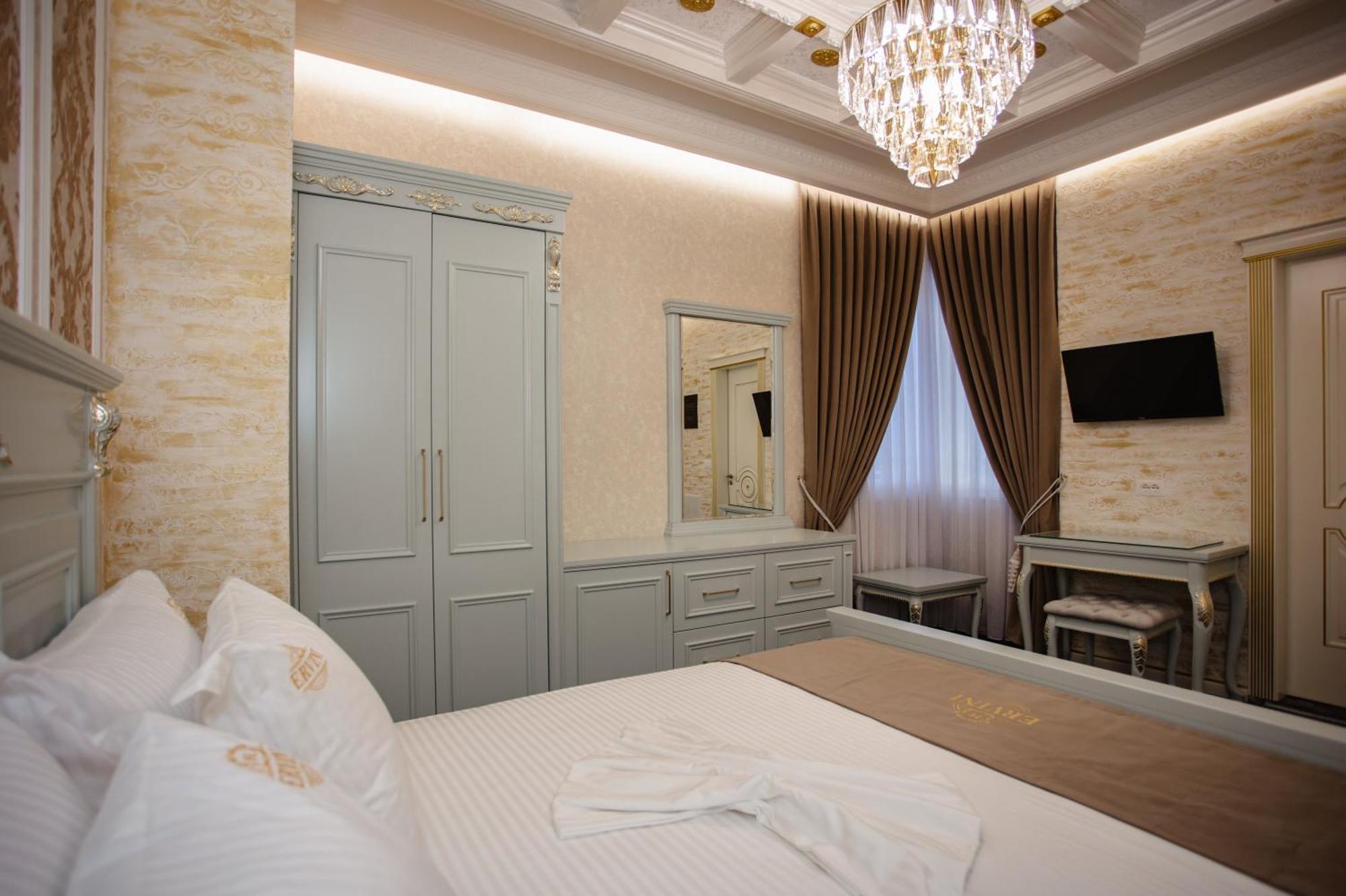 Ervini Boutique Hotel Shkoder Exterior photo