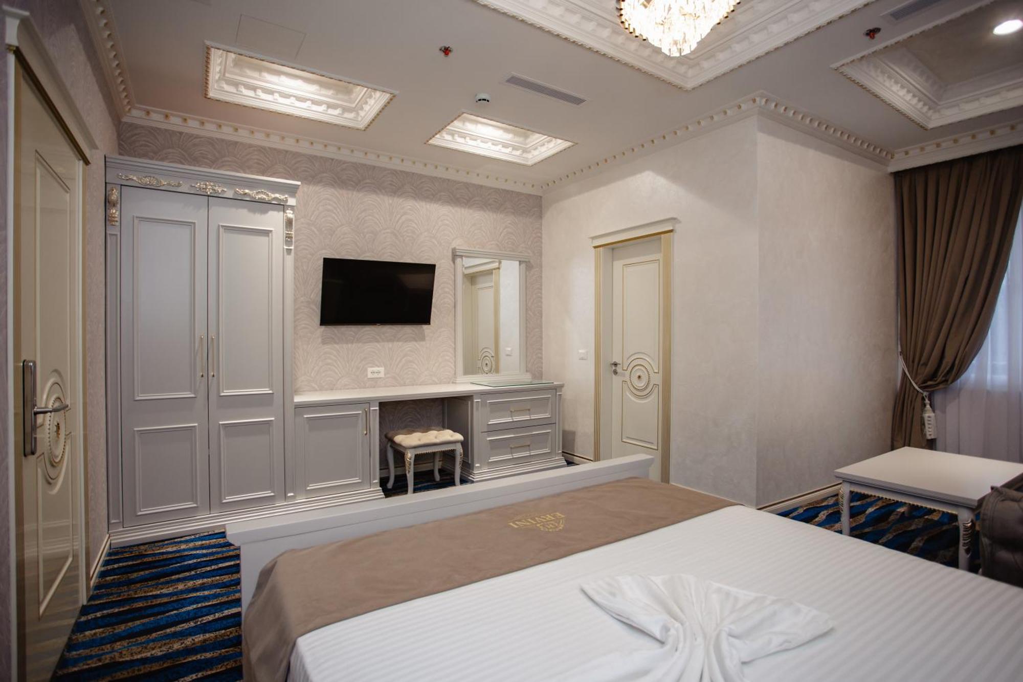 Ervini Boutique Hotel Shkoder Exterior photo